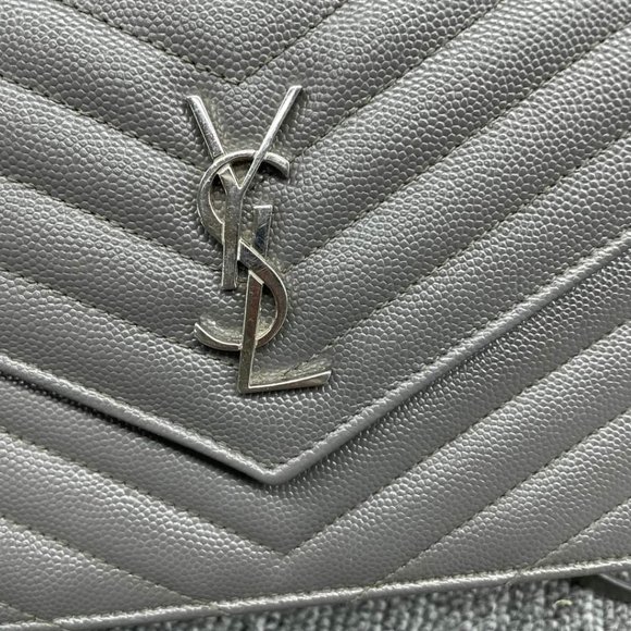 100% Authentic Yves Saint Laurent Shoulder Bag - Picture 4 of 15
